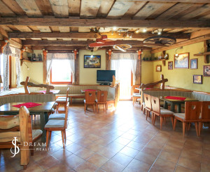 Penzión - Rodinné sídlo s pozemkom 8 753m2, Dudince