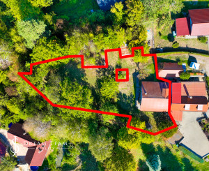 Rekonštruovaná chalupa s pozemkom 1000m2 Hodruša-Hámre