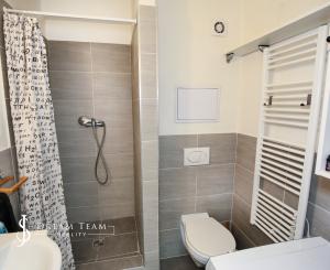 1-izbový byt s balkónom a parkovacím státím, Banská Bystrica