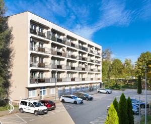 1-izbový byt s balkónom a parkovacím státím, Banská Bystrica