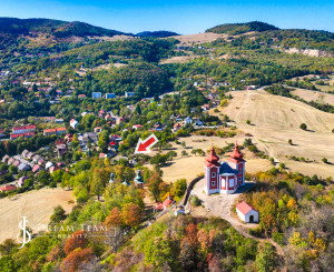 4 640m2 pozemok + 3 stavby pod Banskoštiavnickou kalváriou