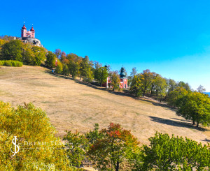 4 640m2 pozemok + 3 stavby pod Banskoštiavnickou kalváriou