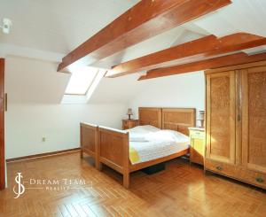 Dvojgeneračný rodinný dom, Hodruša-Hámre