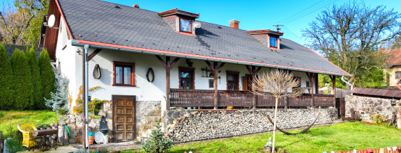 Romantická zrekonštruovaná a zariadená chalupa Malá Lehota