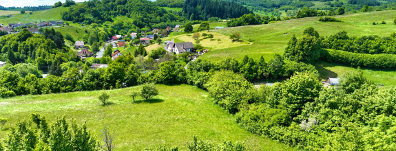 Rovinatý, slnečný pozemok s peknými výhľadmi, Banská Belá