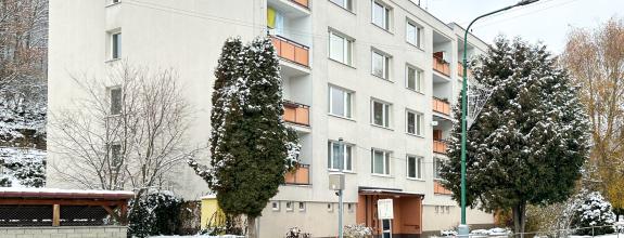 Prenájom 2-izbového bytu, Banská Štiavnica – Križovatka