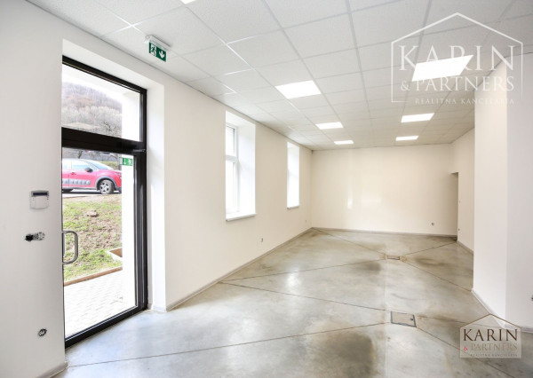 Prenájom Obchodné / Prevádzkové / Skladové priestory 98m2, Banská Štiavnica
