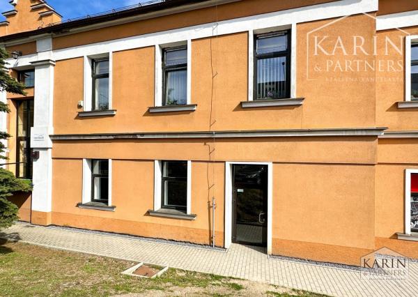 Prenájom Obchodné / Prevádzkové / Skladové priestory 98m2, Banská Štiavnica