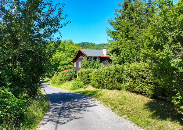 REZERVOVANÉ 4-izbová chata, 74m2, Počúvadlo Jazero - Banská Štiavnica