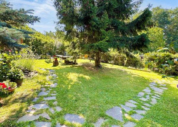 REZERVOVANÉ 4-izbová chata, 74m2, Počúvadlo Jazero - Banská Štiavnica