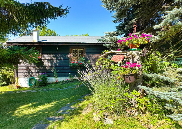 REZERVOVANÉ 4-izbová chata, 74m2, Počúvadlo Jazero - Banská Štiavnica