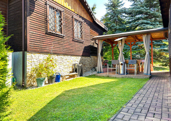 REZERVOVANÉ 4-izbová chata, 74m2, Počúvadlo Jazero - Banská Štiavnica