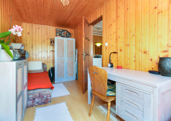 REZERVOVANÉ 4-izbová chata, 74m2, Počúvadlo Jazero - Banská Štiavnica