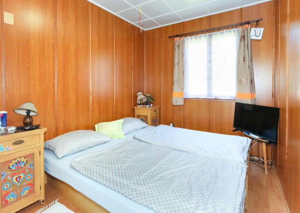 REZERVOVANÉ 4-izbová chata, 74m2, Počúvadlo Jazero - Banská Štiavnica