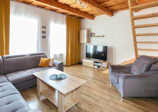 Zrekonštruovaný rodinný dom s terasou v obci Svätý Anton