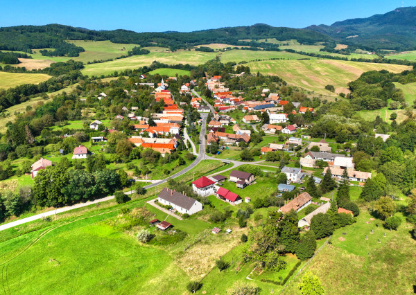 Rodinný dom so štyrmi bytovými jednotkami v obci Beluj