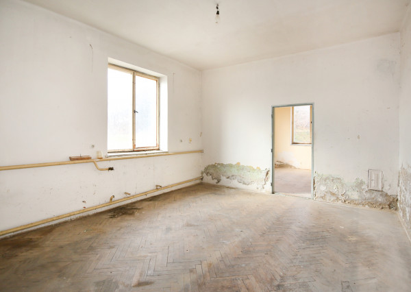 Rodinný dom so štyrmi bytovými jednotkami v obci Beluj