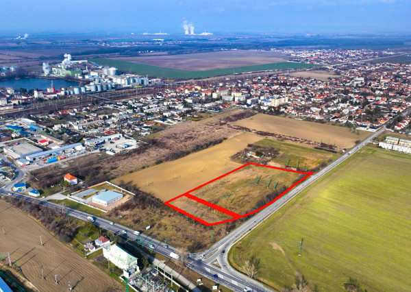 18 500m2 pozemok pre výstavbu rodinných domov, Leopoldov