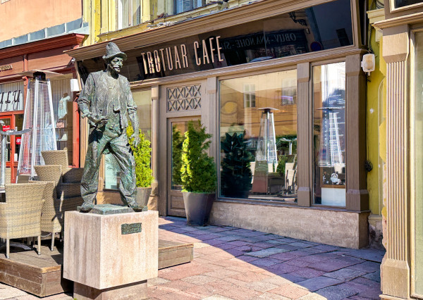 Zabehnutý apartmán - byt v centre mesta Banská Štiavnica