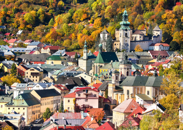 Zabehnutý apartmán - byt v centre mesta Banská Štiavnica