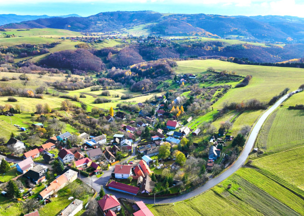 Romantická zrekonštruovaná a zariadená chalupa Malá Lehota