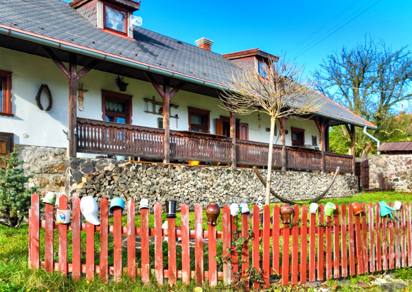 Romantická zrekonštruovaná a zariadená chalupa Malá Lehota