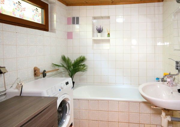 Rodinný dom - Chalupa v blízkosti jazier, Štiavnické Bane