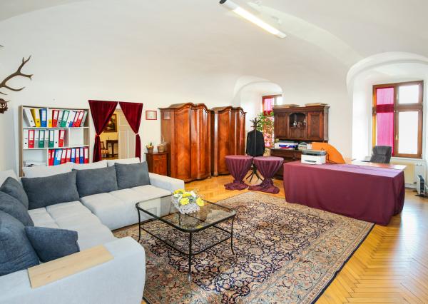 Viacúčelová historická budova 900m2 Zvolen Centrum