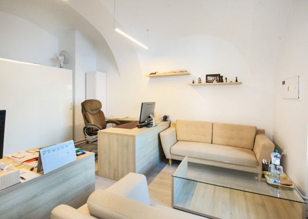 Viacúčelová historická budova 900m2 Zvolen Centrum