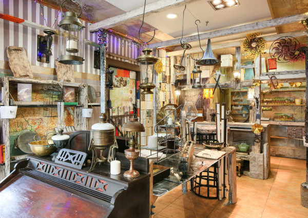 REZERVOVANÉ - Obchodné priestory, centrum Banská Štiavnica