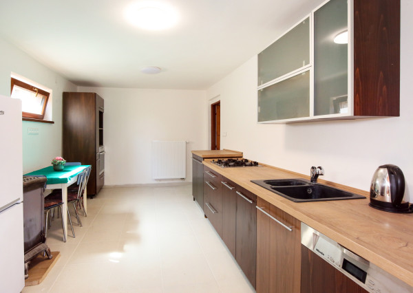 Rodinný dom - Chalupa v blízkosti jazier, Štiavnické Bane