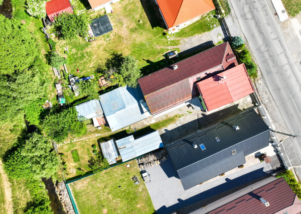 Rodinný dom so záhradou 320m2, 4 izby + Garáž, Svätý Anton