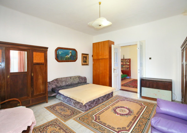 REZERVOVANÉ - Vidiecka usadlosť s pozemkom 6738m2, Šipice