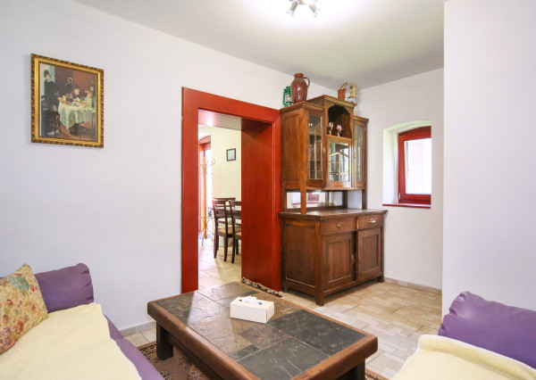 REZERVOVANÉ - Vidiecka usadlosť s pozemkom 6738m2, Šipice