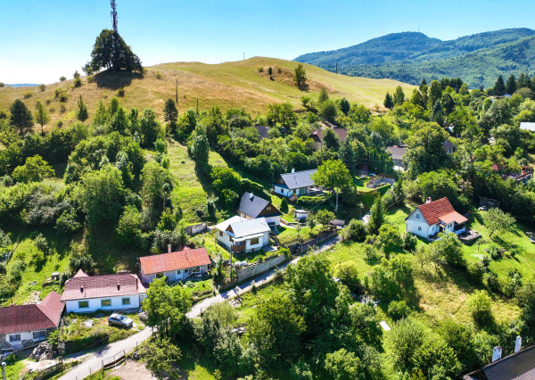 3-izbový rodinný dom s pozemkom o veľkosti 615m2, Štefultov