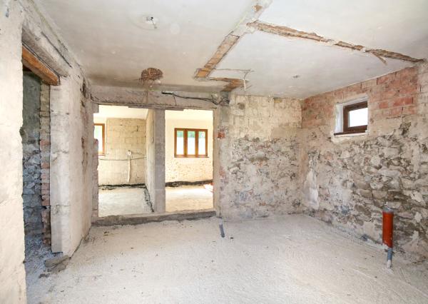 3-izbový rodinný dom s pozemkom o veľkosti 615m2, Štefultov