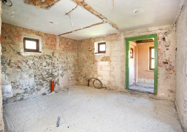 3-izbový rodinný dom s pozemkom o veľkosti 615m2, Štefultov