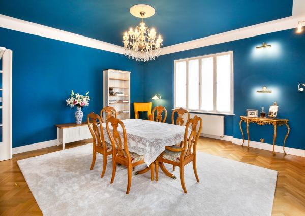 Štýlový byt s garážou a možnosťou prístavby ďalšieho bytu, centrum Banská Bystrica