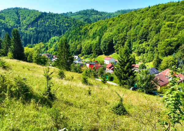 Stavebný pozemok 1550m2 v obci Baláže, Banská Bystrica