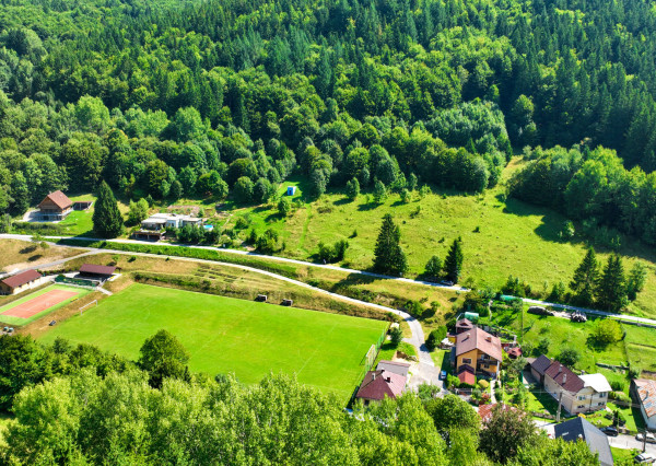 Stavebný pozemok 1550m2 v obci Baláže, Banská Bystrica