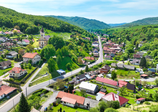 Obývateľný vidiecky dom, chalupa s pozemkom 500m2 Svätý Anton
