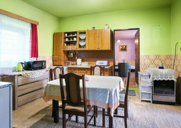 Obývateľný vidiecky dom, chalupa s pozemkom 500m2 Svätý Anton