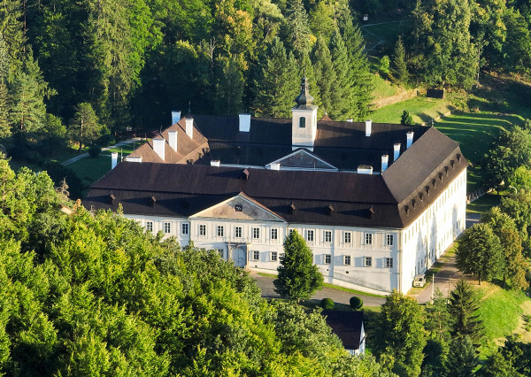 Obývateľný vidiecky dom, chalupa s pozemkom 500m2 Svätý Anton