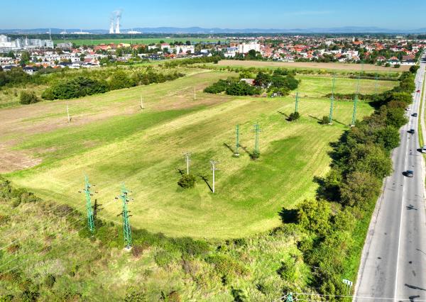 18 500m2 pozemok pre výstavbu rodinných domov, Leopoldov