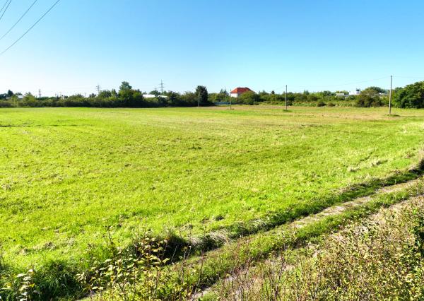 18 500m2 pozemok pre výstavbu rodinných domov, Leopoldov