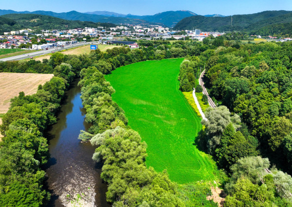 Investičný pozemok 6000m2 Banská Bystrica - Iliaš