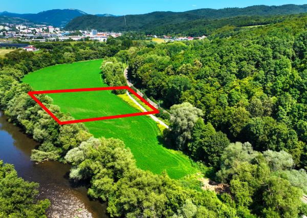 Investičný pozemok 6000m2 Banská Bystrica - Iliaš