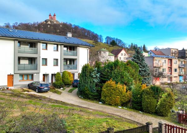 PRENÁJOM 2-izbový priestranný byt, 70m2, Banská Štiavnica