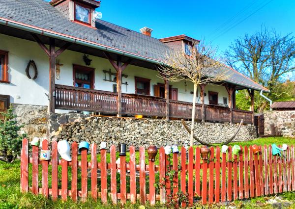 Romantická zrekonštruovaná a zariadená chalupa Malá Lehota