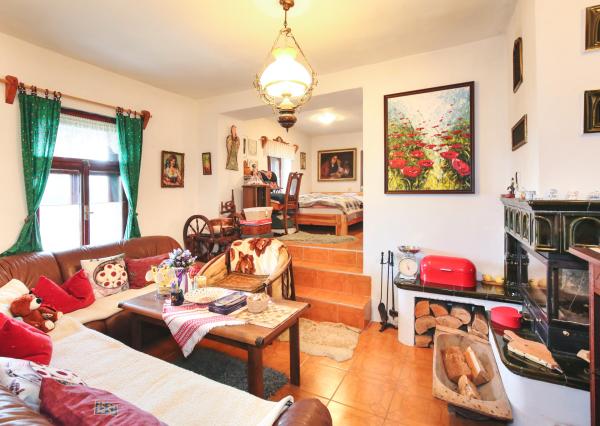 Romantická zrekonštruovaná a zariadená chalupa Malá Lehota